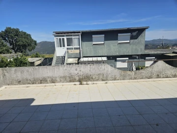Moradia T0 para Venda em Gondomar (São Cosme), Valbom e Jovim