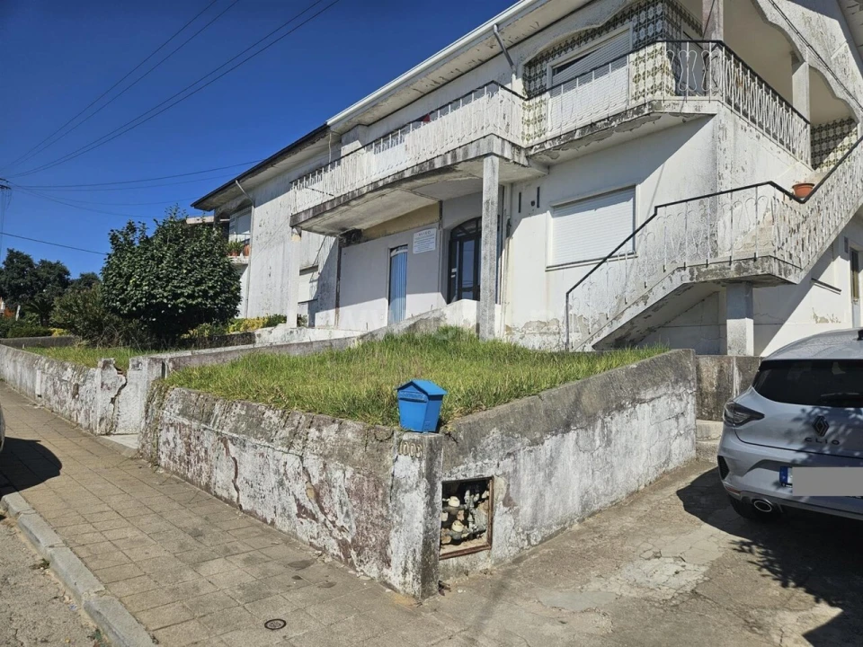 Prédio para Venda em Gondomar (São Cosme), Valbom e Jovim Foto 1