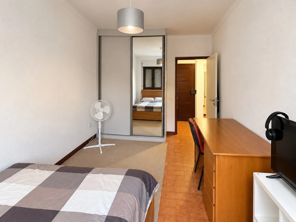 Apartamento T2 para Venda em Sé Nova, Santa Cruz, Almedina e São Bartolomeu Foto 8