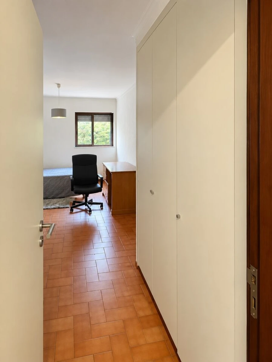 Apartamento T2 para Venda em Sé Nova, Santa Cruz, Almedina e São Bartolomeu Foto 17
