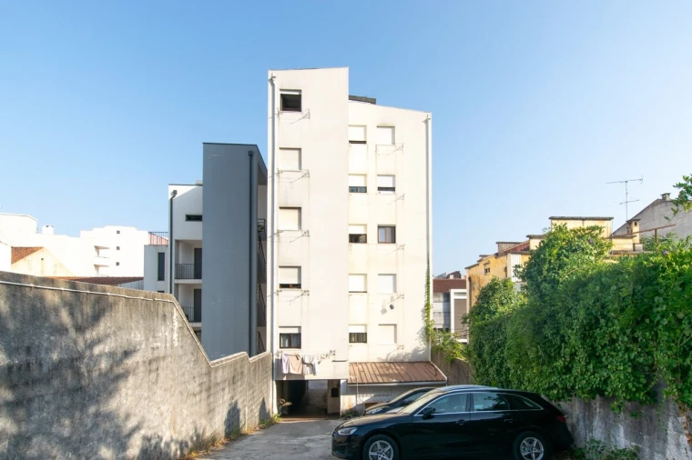 Apartamento T2 para Venda em Sé Nova, Santa Cruz, Almedina e São Bartolomeu Foto 25