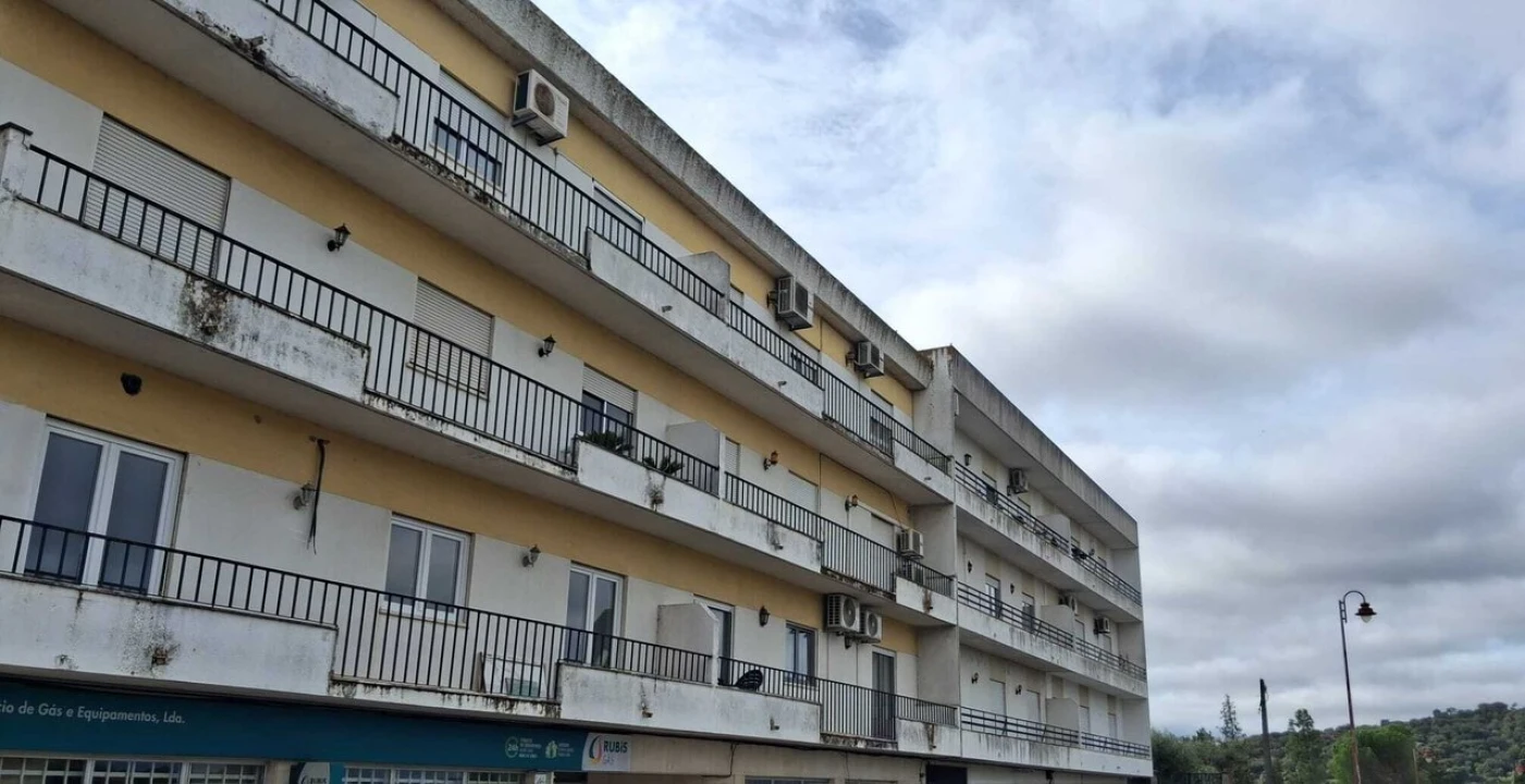Apartamento T3 para Venda em Abrantes (São Vicente e São João) e Alferrarede Foto 1