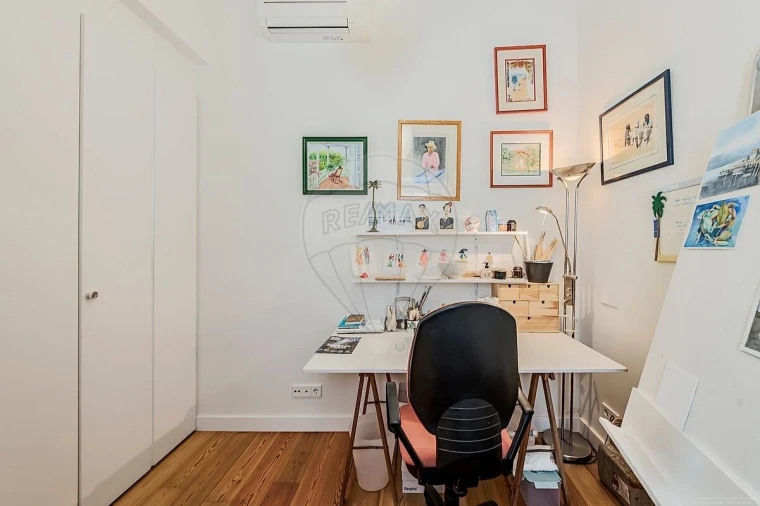 Apartamento T4 para Venda em Santa Maria Maior Foto 15