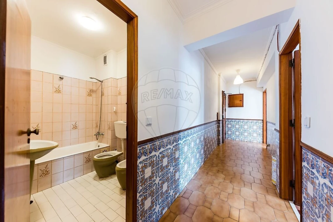 Apartamento T2 para Venda em Queluz e Belas Foto 11