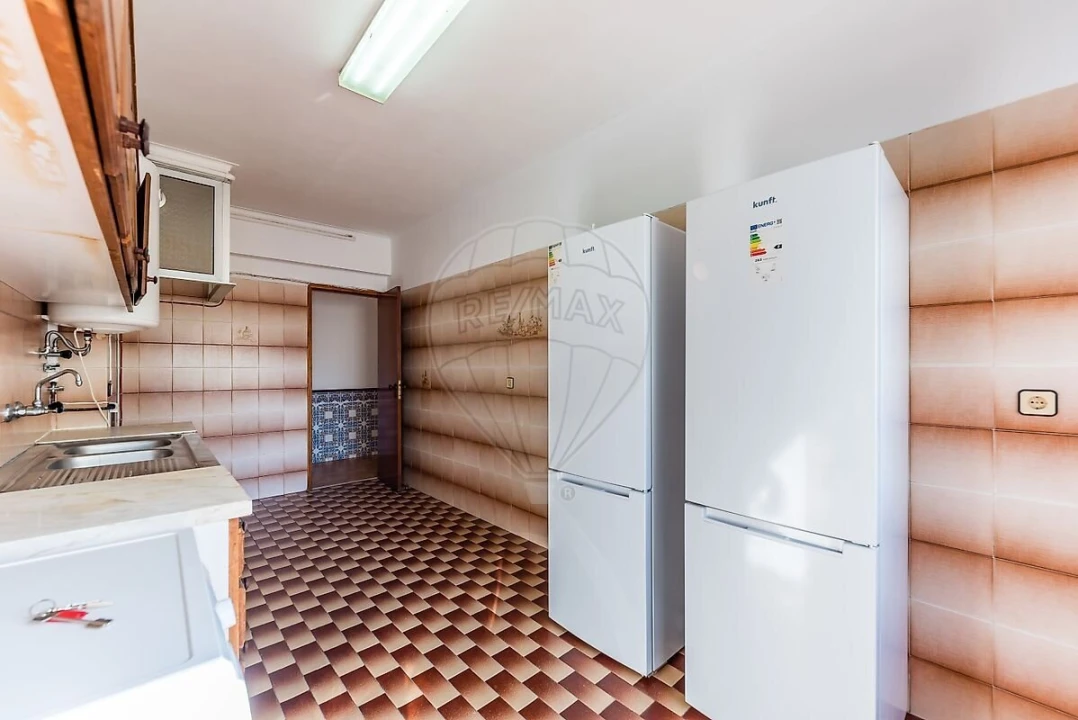 Apartamento T2 para Venda em Queluz e Belas Foto 9