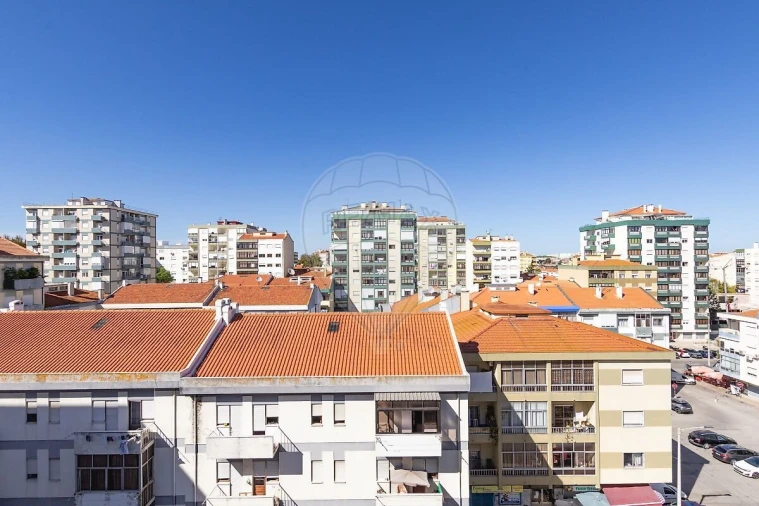 Apartamento T3 para Venda em Amora Foto 34