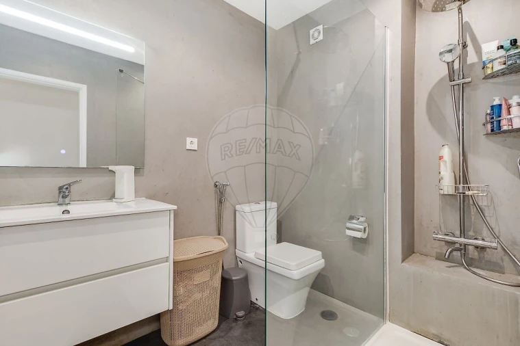 Apartamento T3 para Venda em Amora Foto 24