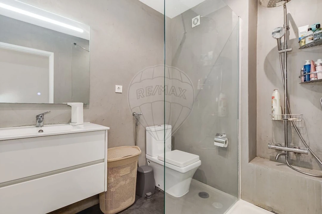 Apartamento T3 para Venda em Amora Foto 24