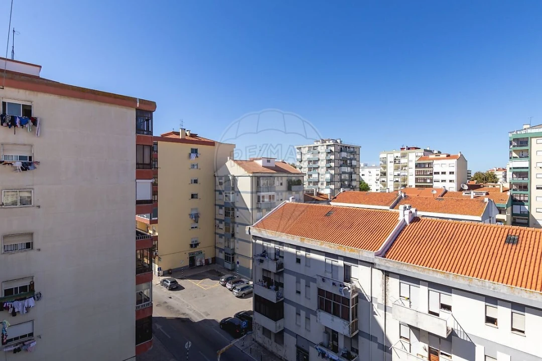 Apartamento T3 para Venda em Amora Foto 36