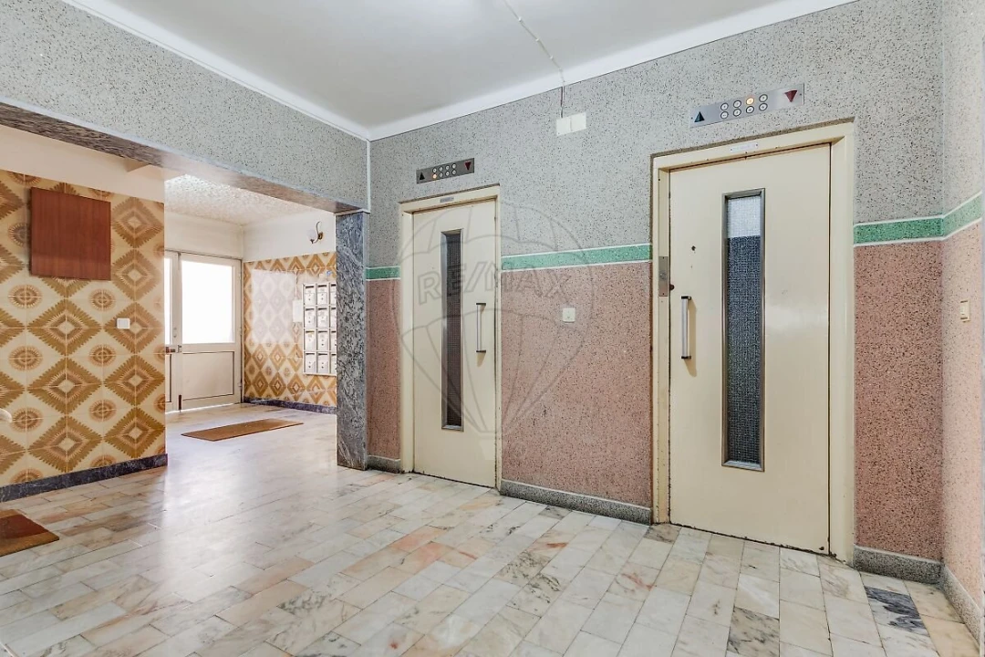 Apartamento T3 para Venda em Amora Foto 40