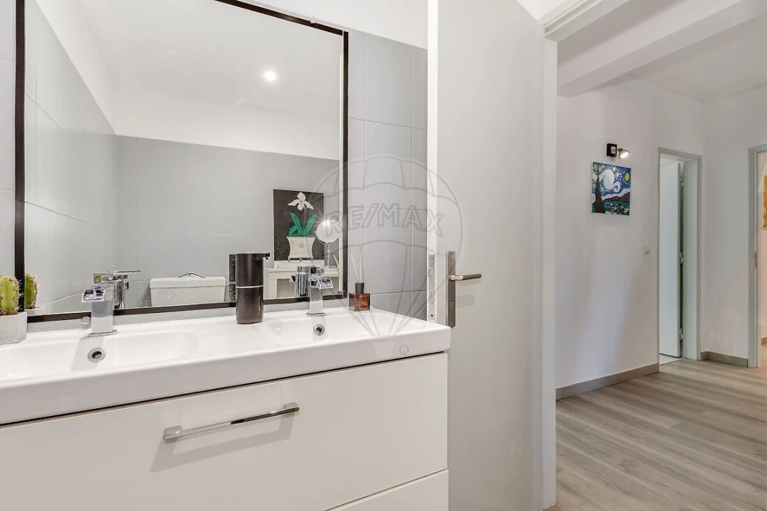 Apartamento T3 para Venda em Amora Foto 13