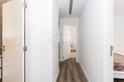 Apartamento T3 para Venda em Santo António dos Cavaleiros e Frielas