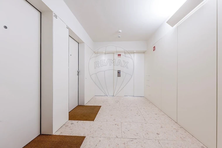 Apartamento T1 para Venda em Areeiro Foto 36