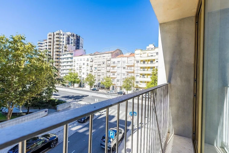 Apartamento T1 para Venda em Areeiro Foto 34
