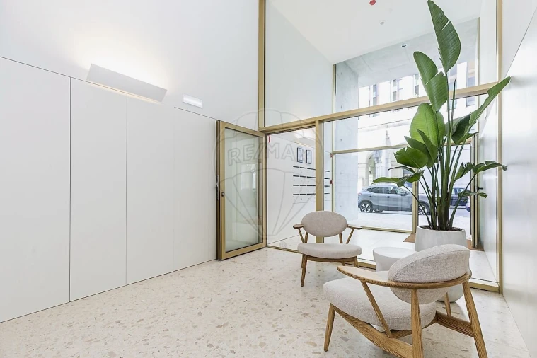 Apartamento T1 para Venda em Areeiro Foto 17