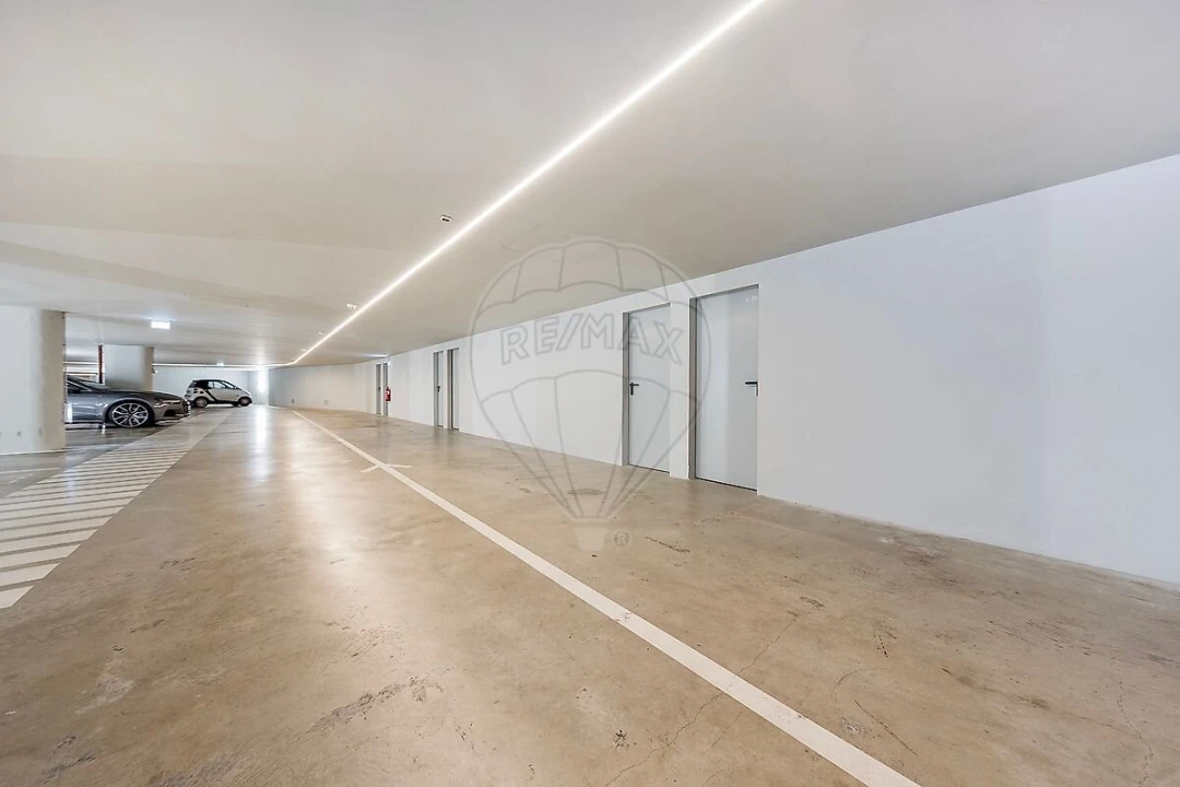 Apartamento T1 para Venda em Areeiro Foto 9