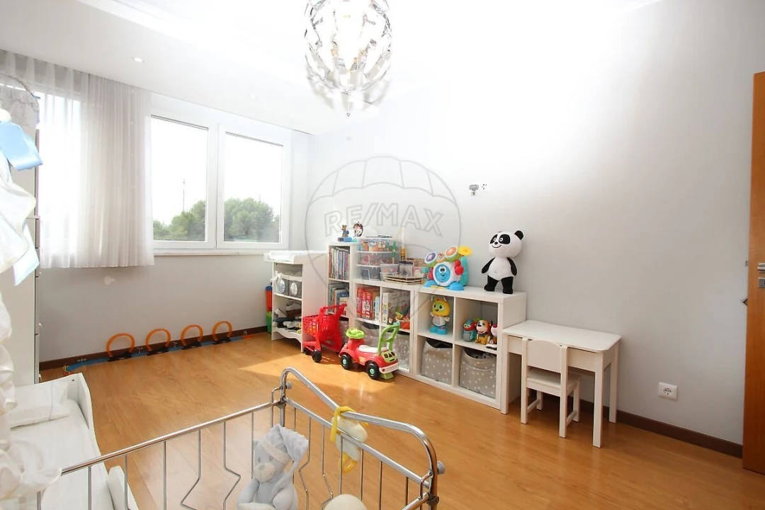 Apartamento T2 para Venda em Sacavém e Prior Velho Foto 19