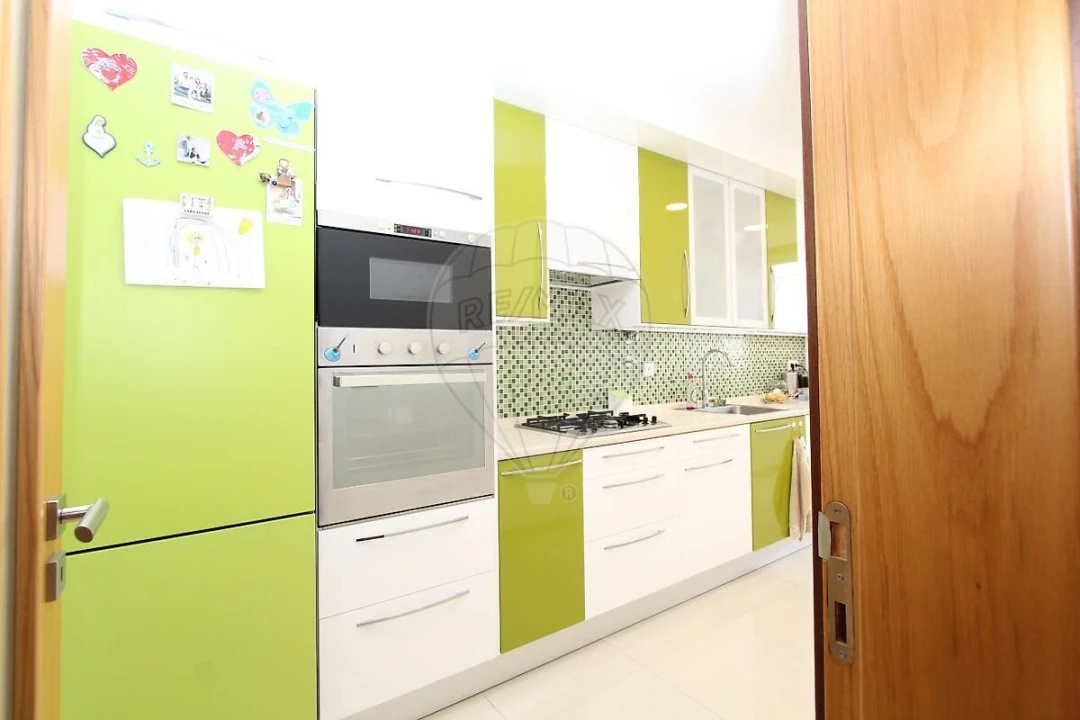 Apartamento T2 para Venda em Sacavém e Prior Velho Foto 10