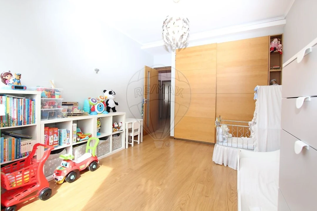 Apartamento T2 para Venda em Sacavém e Prior Velho Foto 20