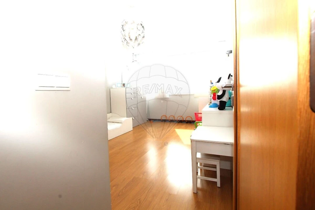 Apartamento T2 para Venda em Sacavém e Prior Velho Foto 18