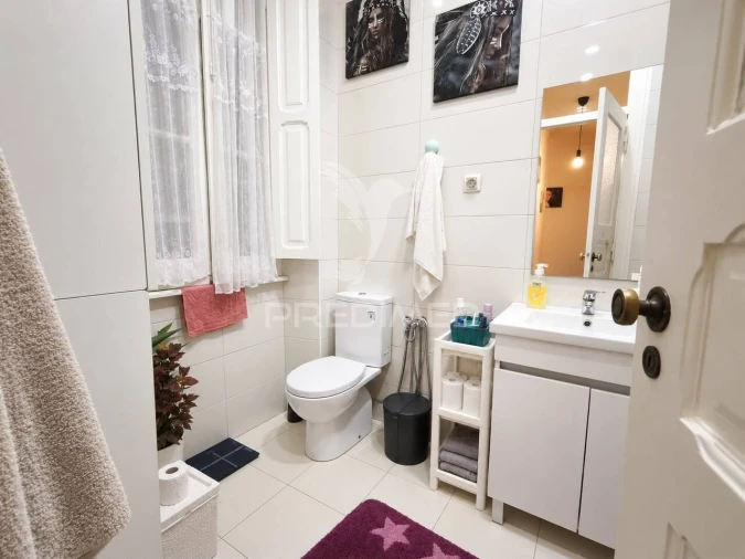 Apartamento T5 para Venda em Arroios Foto 8