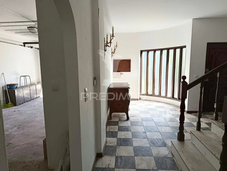 Moradia T7 para Venda em Nossa Senhora da Conceição, São Pedro e São Dinis Foto 3