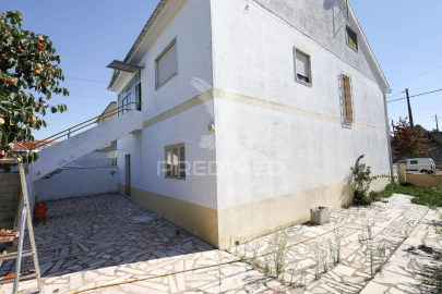 Moradia T3 para Venda em Vila Nova da Barquinha