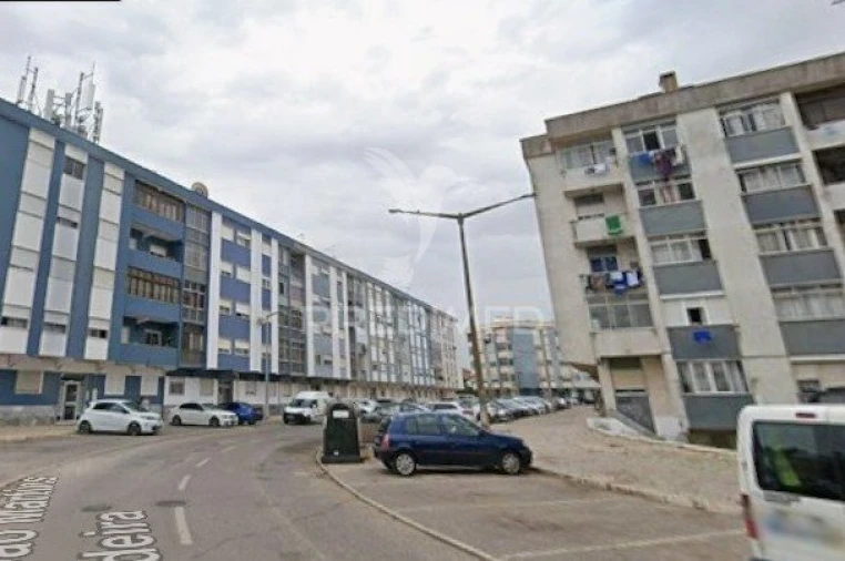 Apartamento T3 para Venda em Seixal, Arrentela e Aldeia de Paio Pires Foto 18