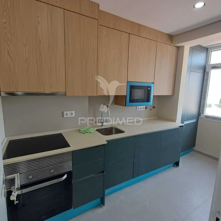 Apartamento T2 para Venda em Queluz e Belas Foto 8