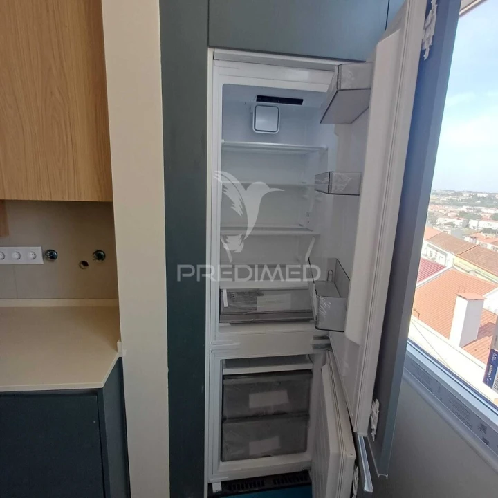 Apartamento T2 para Venda em Queluz e Belas Foto 12