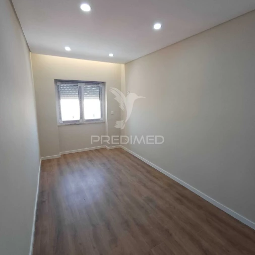 Apartamento T2 para Venda em Queluz e Belas Foto 21
