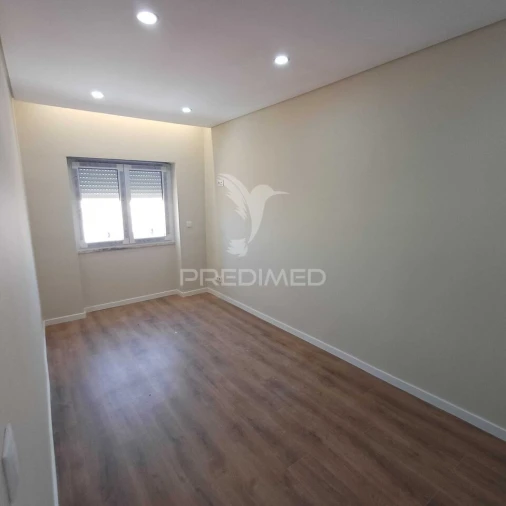 Apartamento T2 para Venda em Queluz e Belas Foto 18