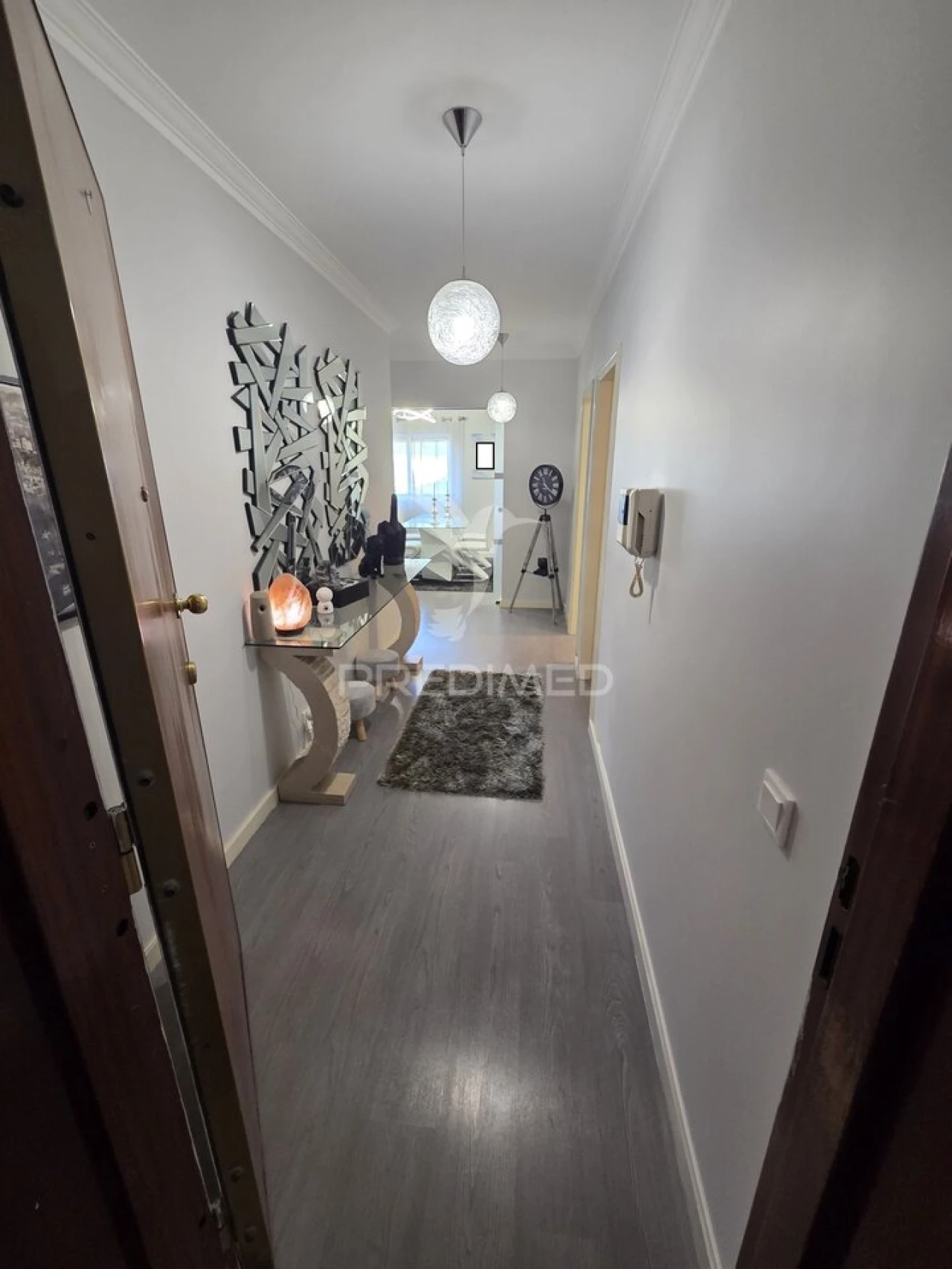 Apartamento T1 para Venda em Mafamude e Vilar do Paraíso Foto 1