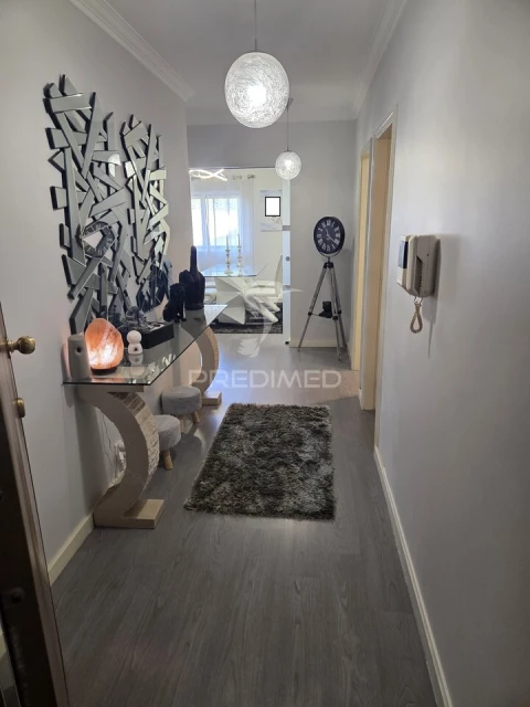 Apartamento T1 para Venda em Mafamude e Vilar do Paraíso
