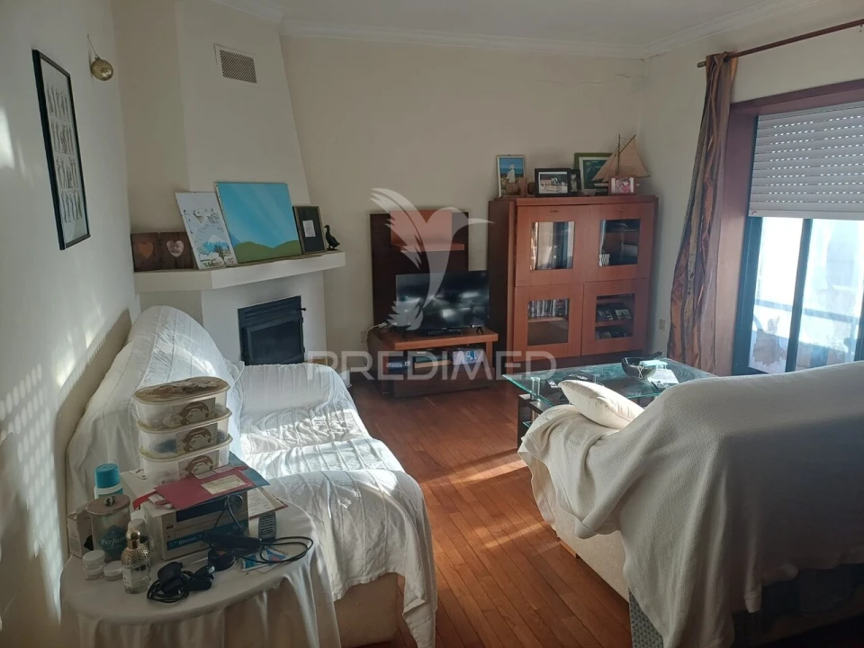 Apartamento T2 para Venda em Gulpilhares e Valadares Foto 1