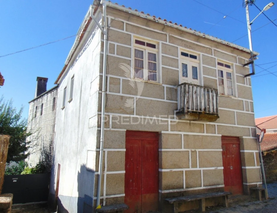 Moradia T4 para Venda em Andrães Foto 37