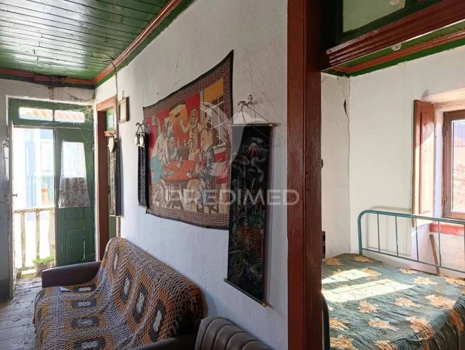 Moradia T4 para Venda em Andrães Foto 30