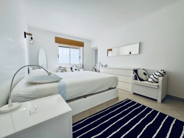Apartamento T4 para Venda em Quarteira