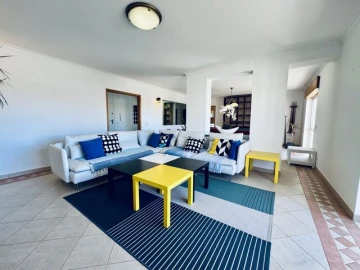 Apartamento T4 para Venda em Quarteira