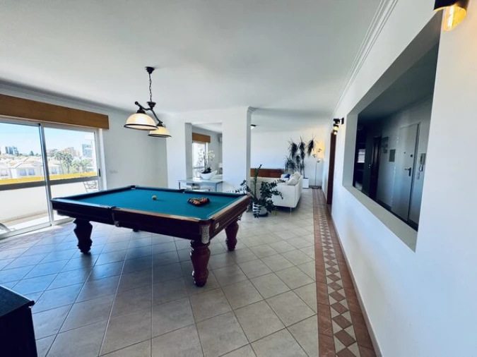 Apartamento T4 para Venda em Quarteira Foto 17