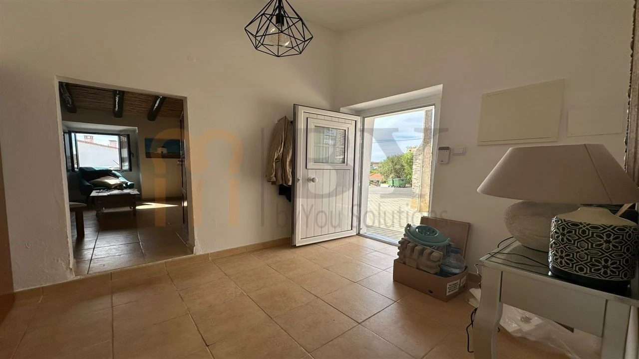 Moradia T2 para Venda em São João dos Caldeireiros Foto 4
