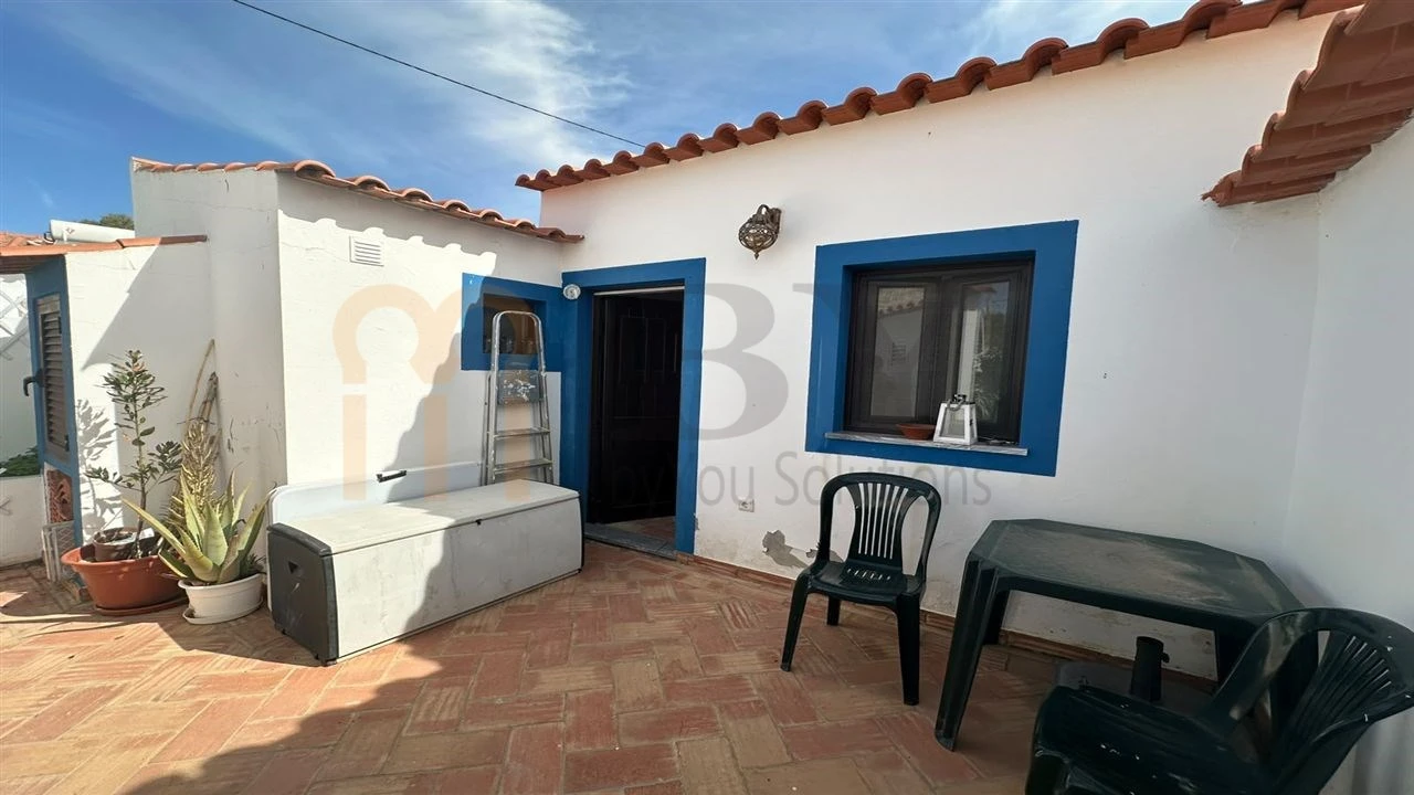 Moradia T2 para Venda em São João dos Caldeireiros Foto 14