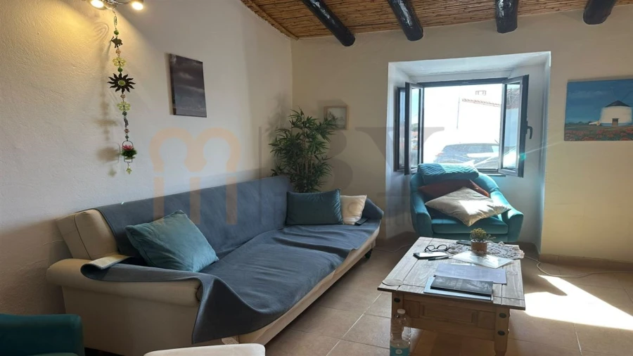 Moradia T2 para Venda em São João dos Caldeireiros Foto 5