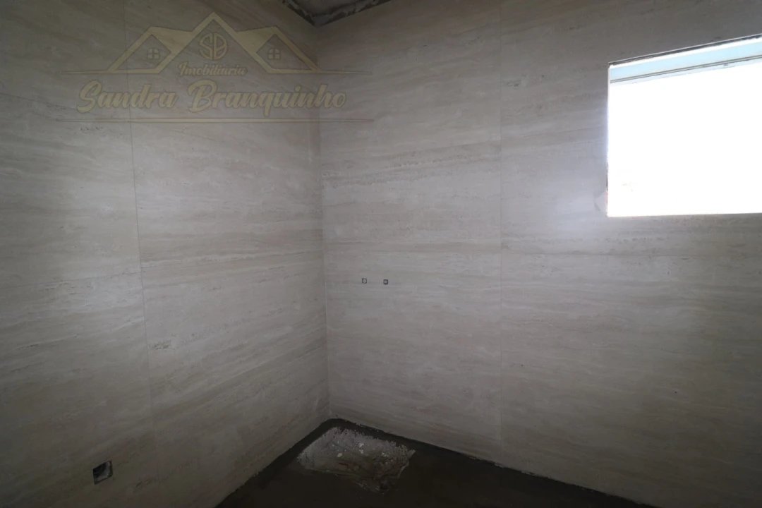 Moradia T3 para Venda em Maxial e Monte Redondo Foto 29