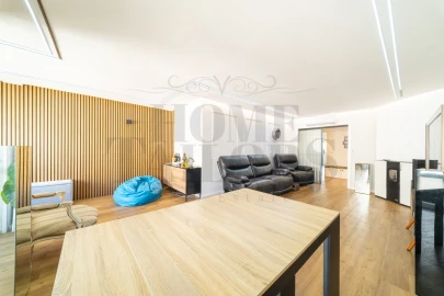 Apartamento T3 para Venda em Falagueira-Venda Nova