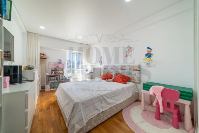 Apartamento T3 para Venda em Falagueira-Venda Nova