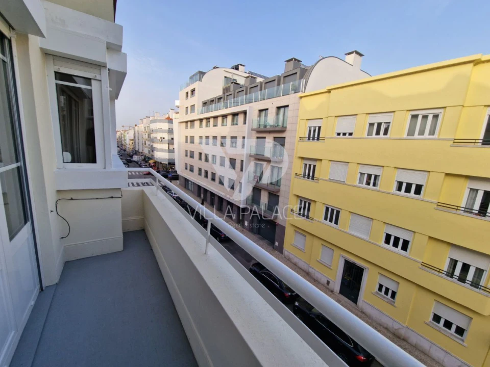 Apartamento T2 para Arrendamento em Campo de Ourique Foto 5
