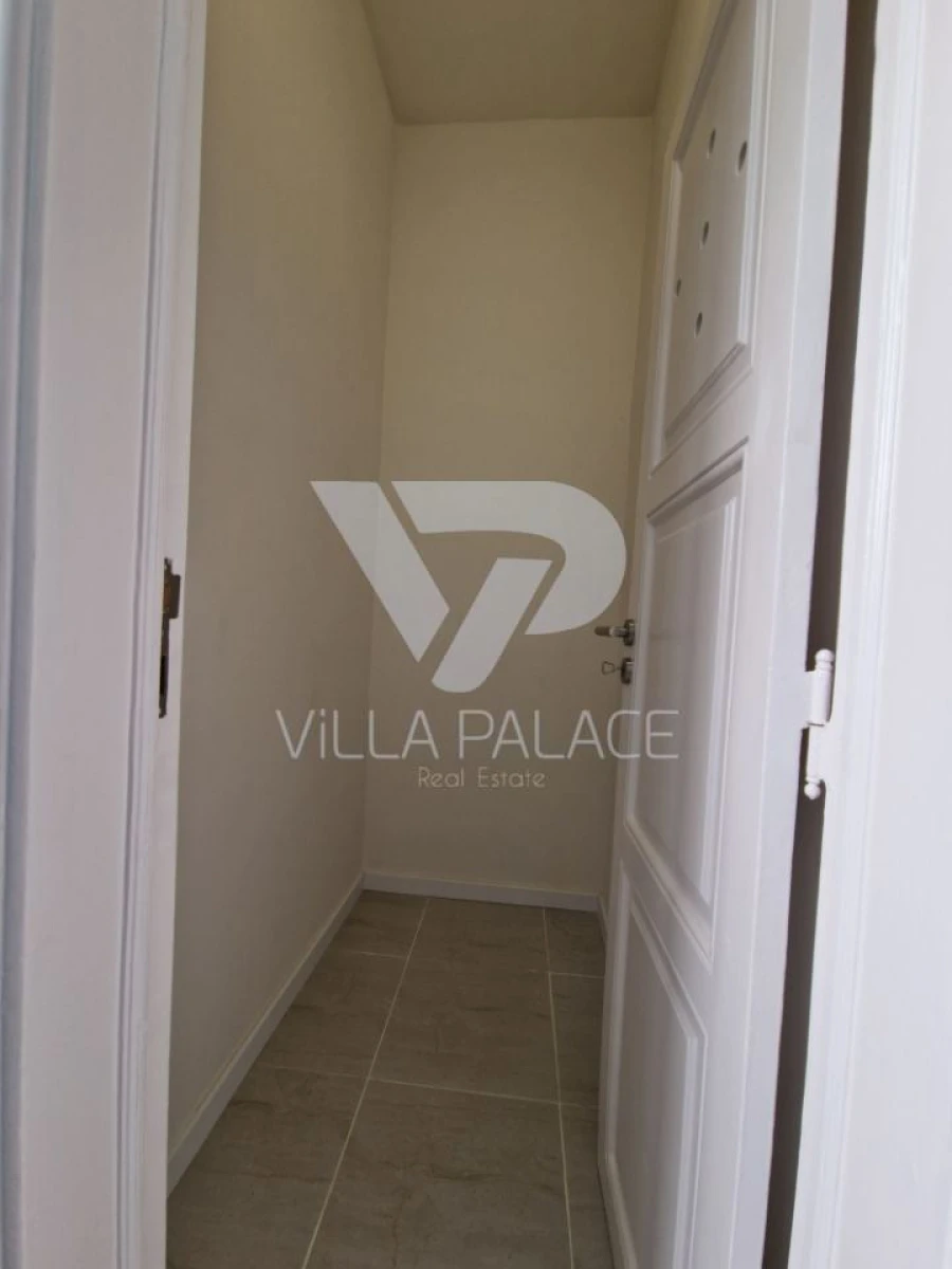 Apartamento T2 para Arrendamento em Campo de Ourique Foto 17