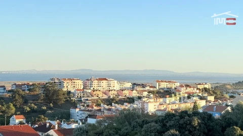 Moradia T3 para Venda em Alverca do Ribatejo e Sobralinho
