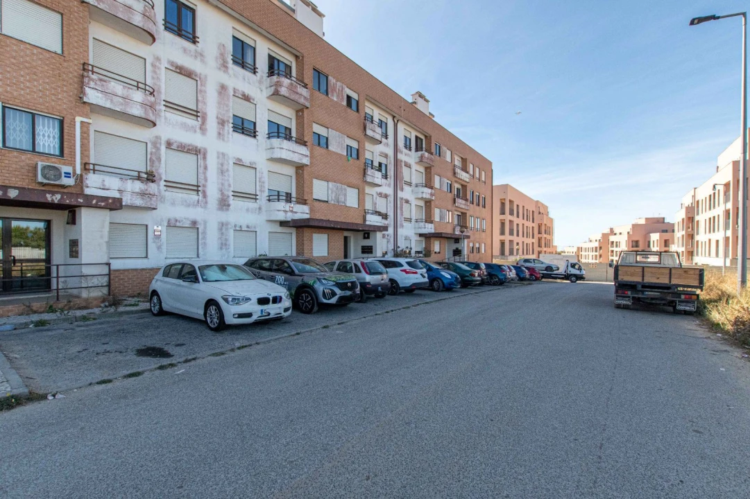 Apartamento T3 para Venda em Caparica e Trafaria Foto 4